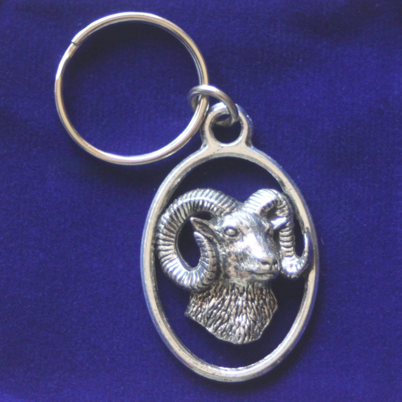 Bighorn Sheep Keyring with Gift Pouch, Pewter, silver metal