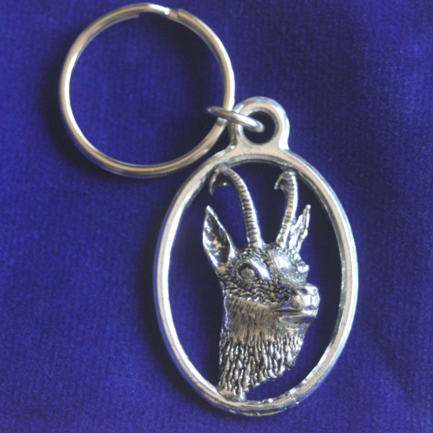 Chamois Keyring with Gift Pouch, Pewter, silver metal