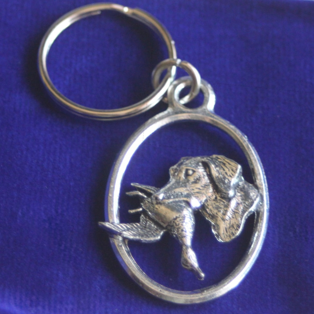Labrador and Duck Hunting Keyring with Gift Pouch, Pewter, silver metal