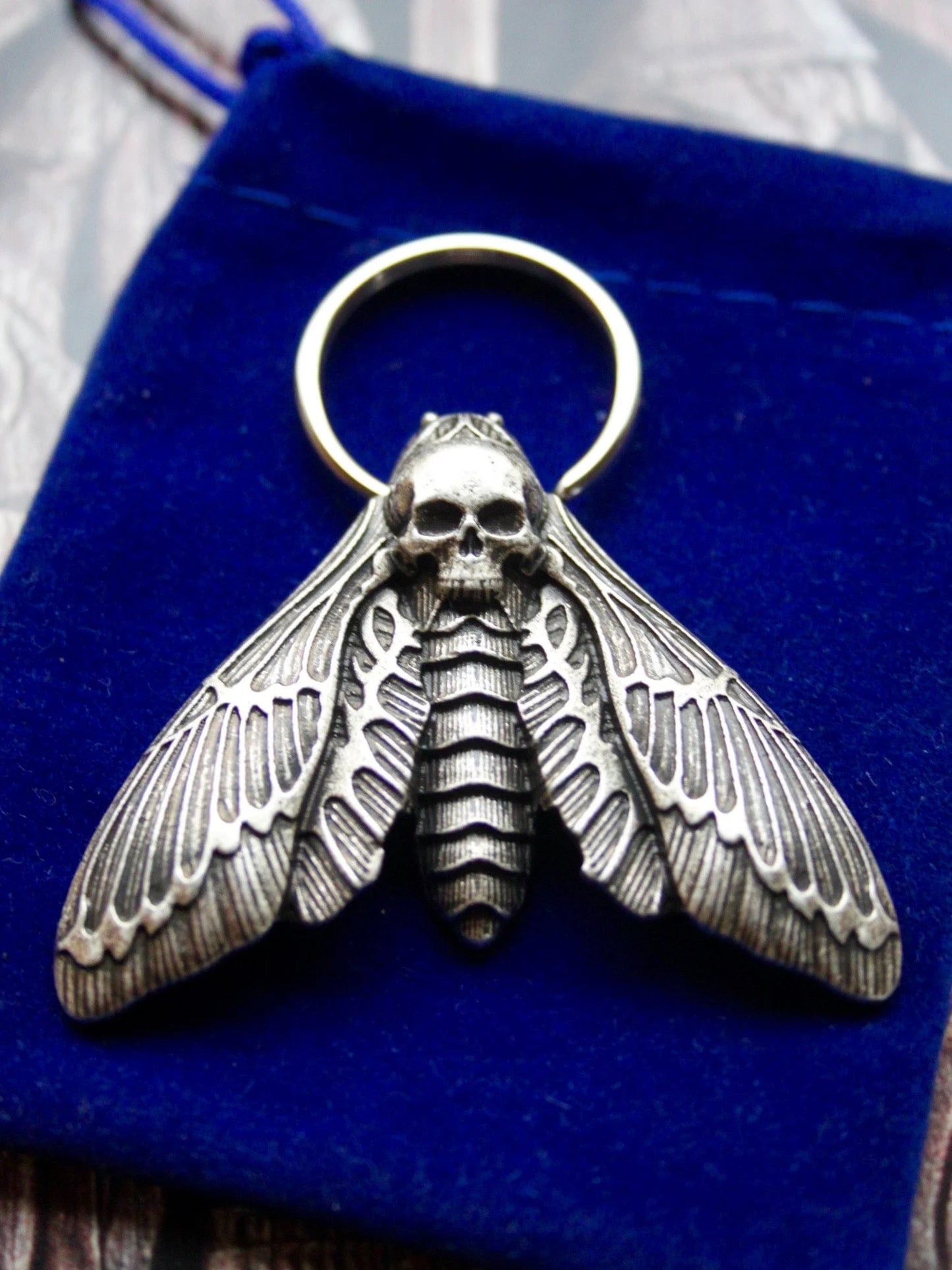 Hawkmoth Skull Keyring with Gift Pouch, Death’s-head Hawk Moth Keychain