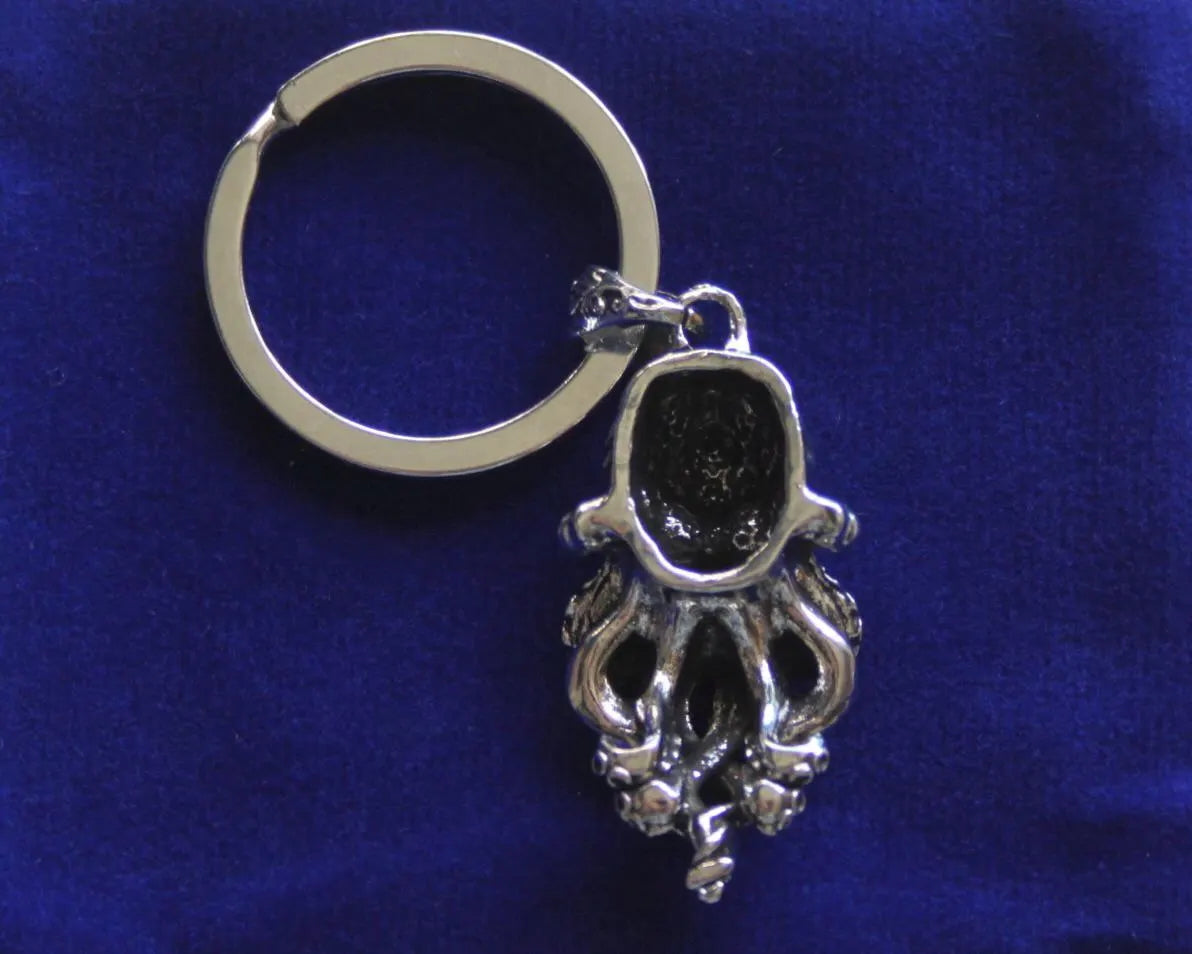Cthulhu Head Pendant Keyring with Gift Pouch, Silver Metal Keychain