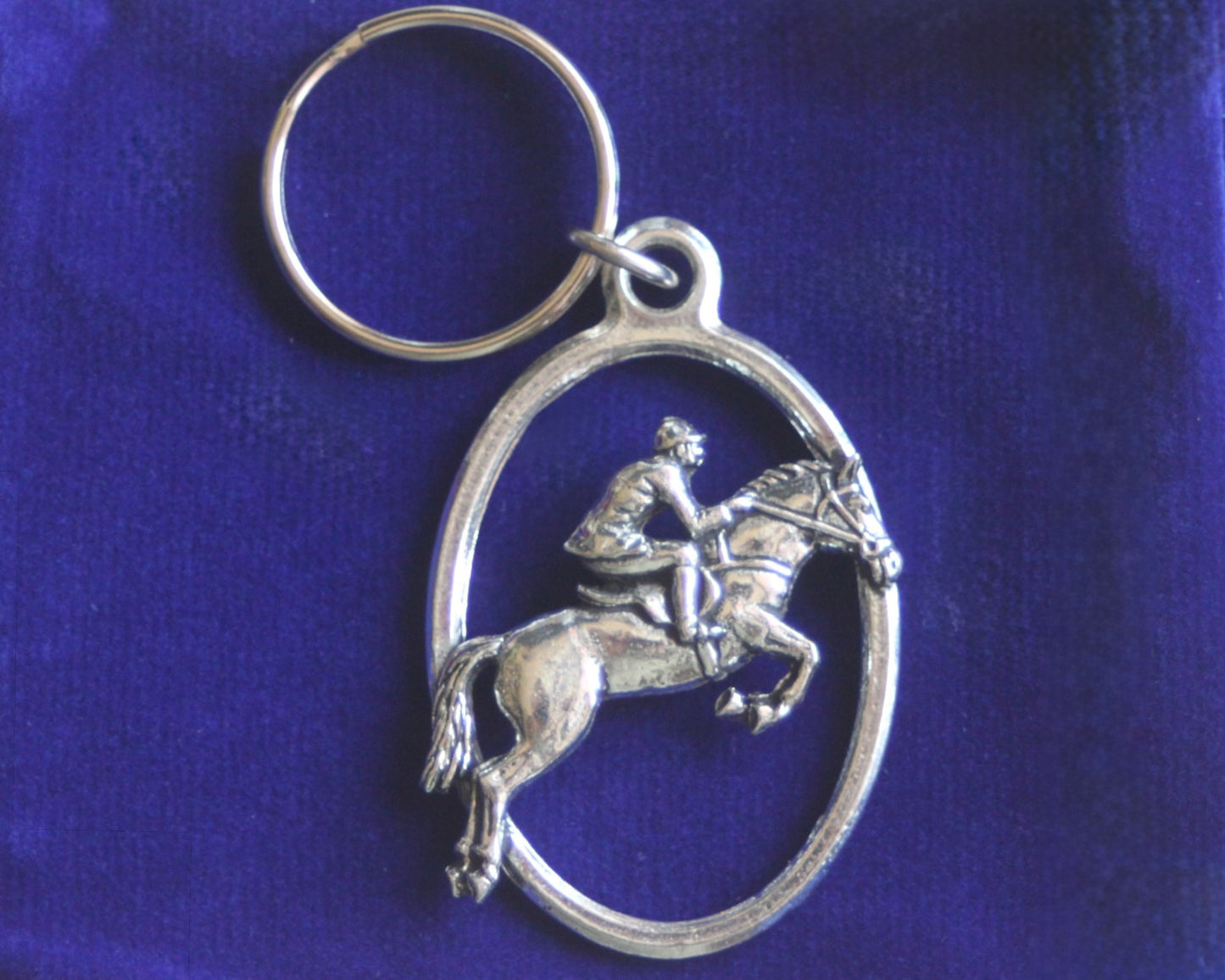 Showjumper Showjumping Keyring with Gift Pouch, Pewter, silver metal