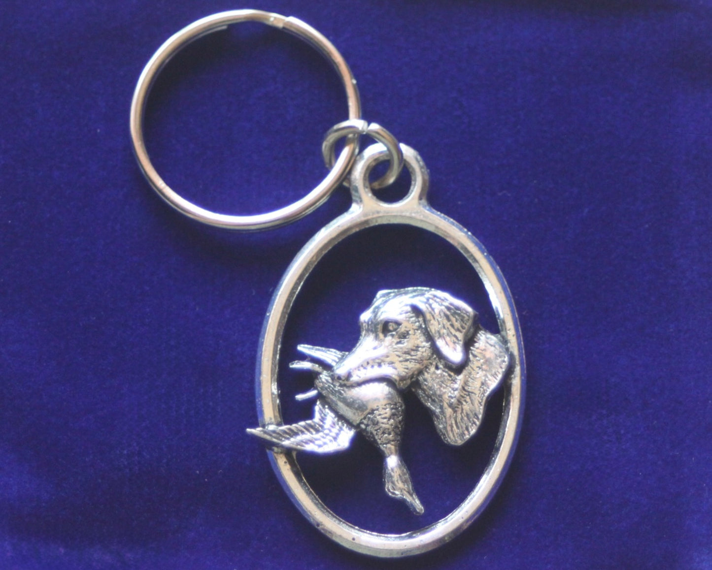 Labrador and Duck Hunting Keyring with Gift Pouch, Pewter, silver metal