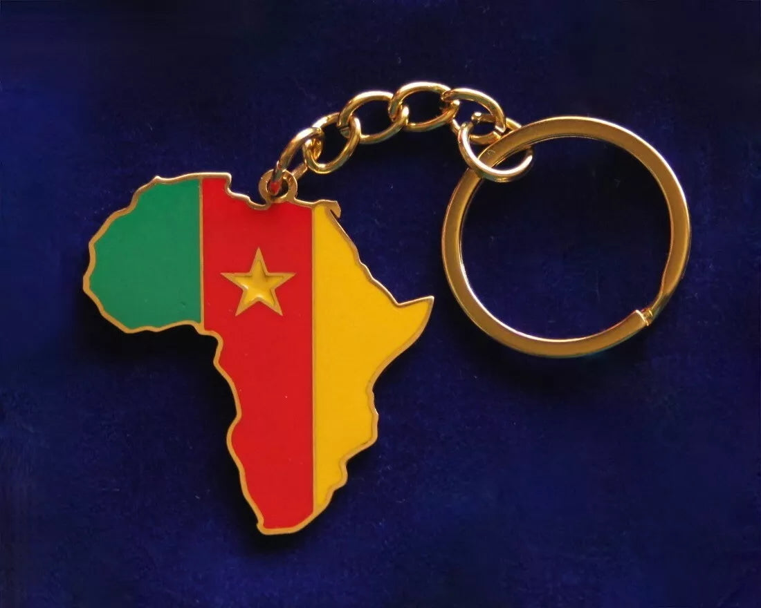 Cameroon Flag Africa Keyring with Gift Pouch, Enamelled Metal Keychain